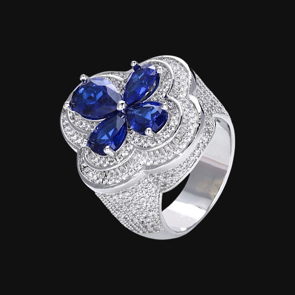 Iced Out Clover Ring – White Gold Plated