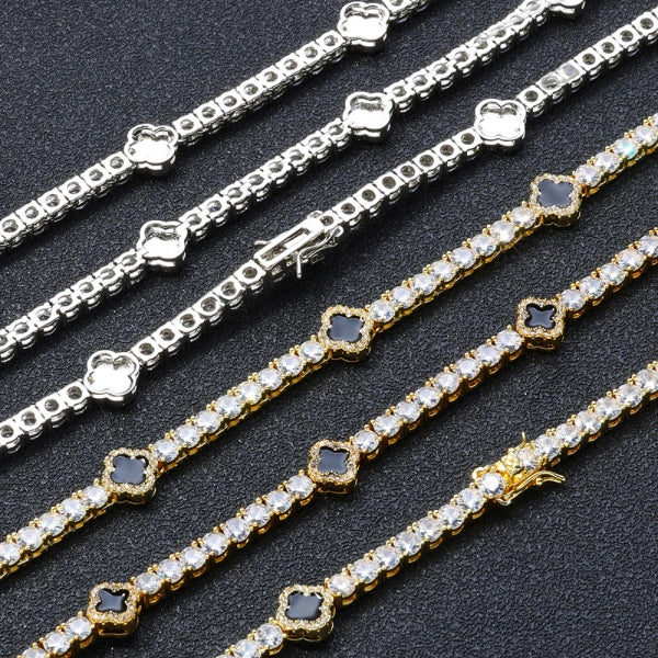 S925 Moissanit 4mm Iced Out Sort Kløver Tenniskæde – Hvidforgyldt