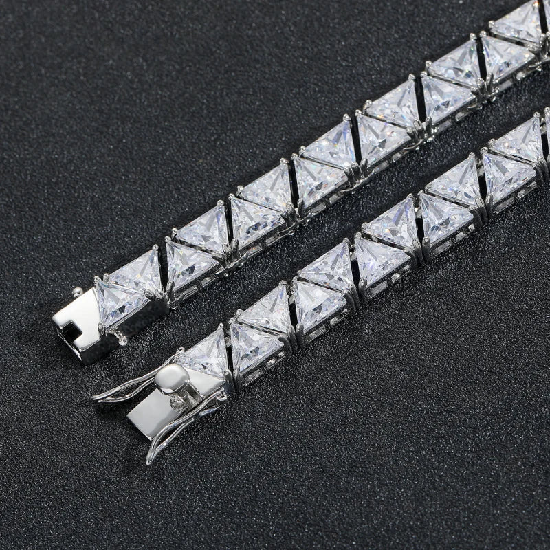 Bracelet de tennis en forme de pyramide glacée de 9 mm-Plaqué or blanc