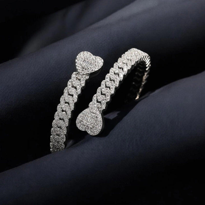 Iced Out Herz Kubanischer Armreif - Weißgold plattiert