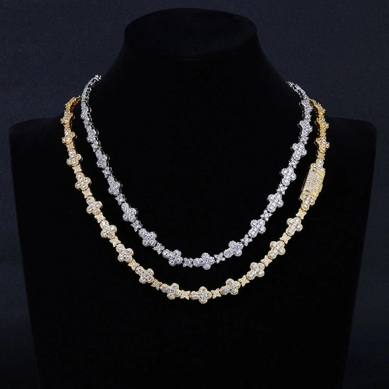 Chaîne croix étoile glacée 10 mm–Plaqué or blanc