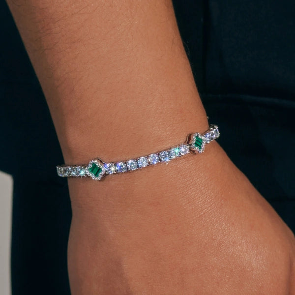 Bracelet tennis trèfle vert glacé 4 mm–Plaqué or blanc