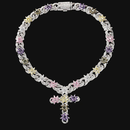 Iced Out Floral Cuban Cross Chain – Hvidguldbelagt