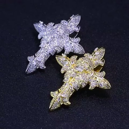 Pendentif croix tête de mort glacé–Plaqué or blanc